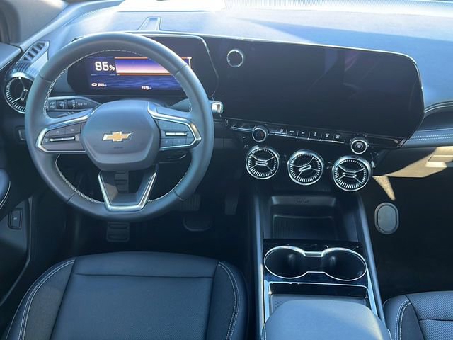 Used 2024 Chevrolet Blazer EV LT image 17