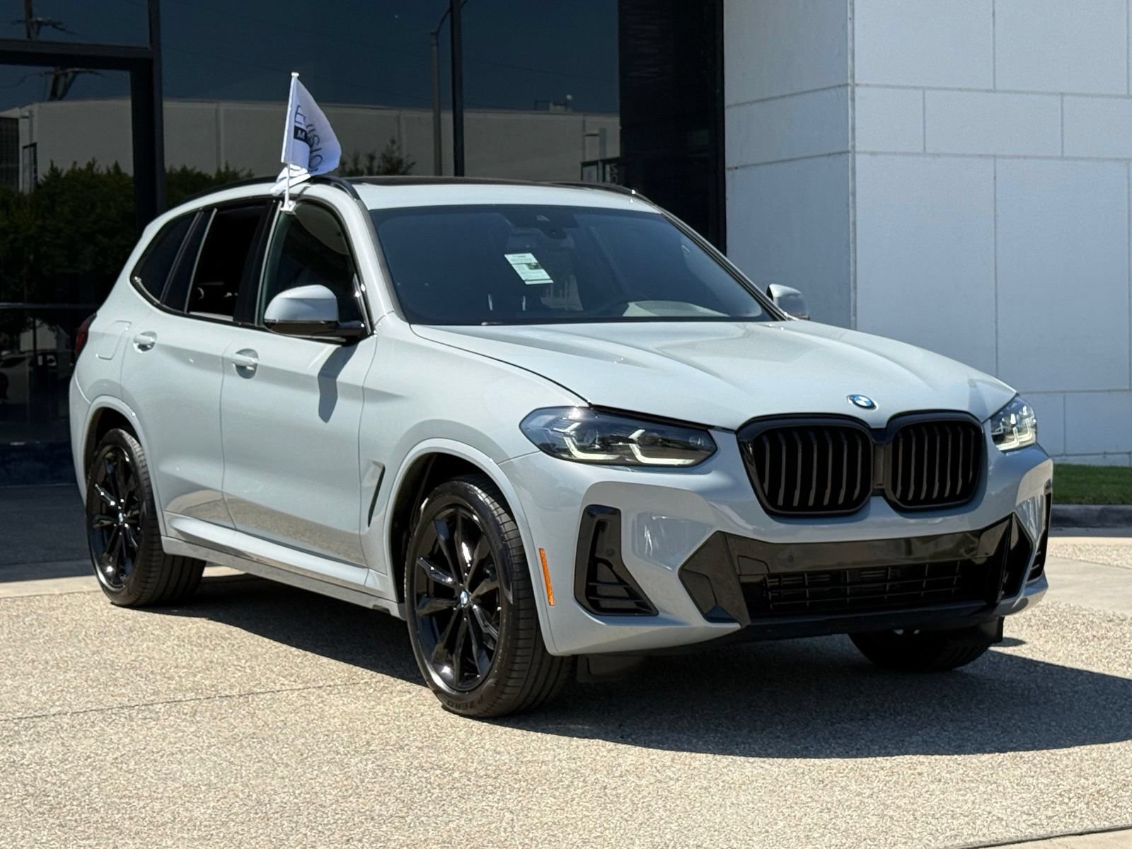 Used 2024 BMW X3 sDrive30i w/ M Sport Package RWD image 8