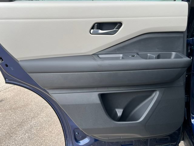 New 2026 Nissan Pathfinder SL image 34