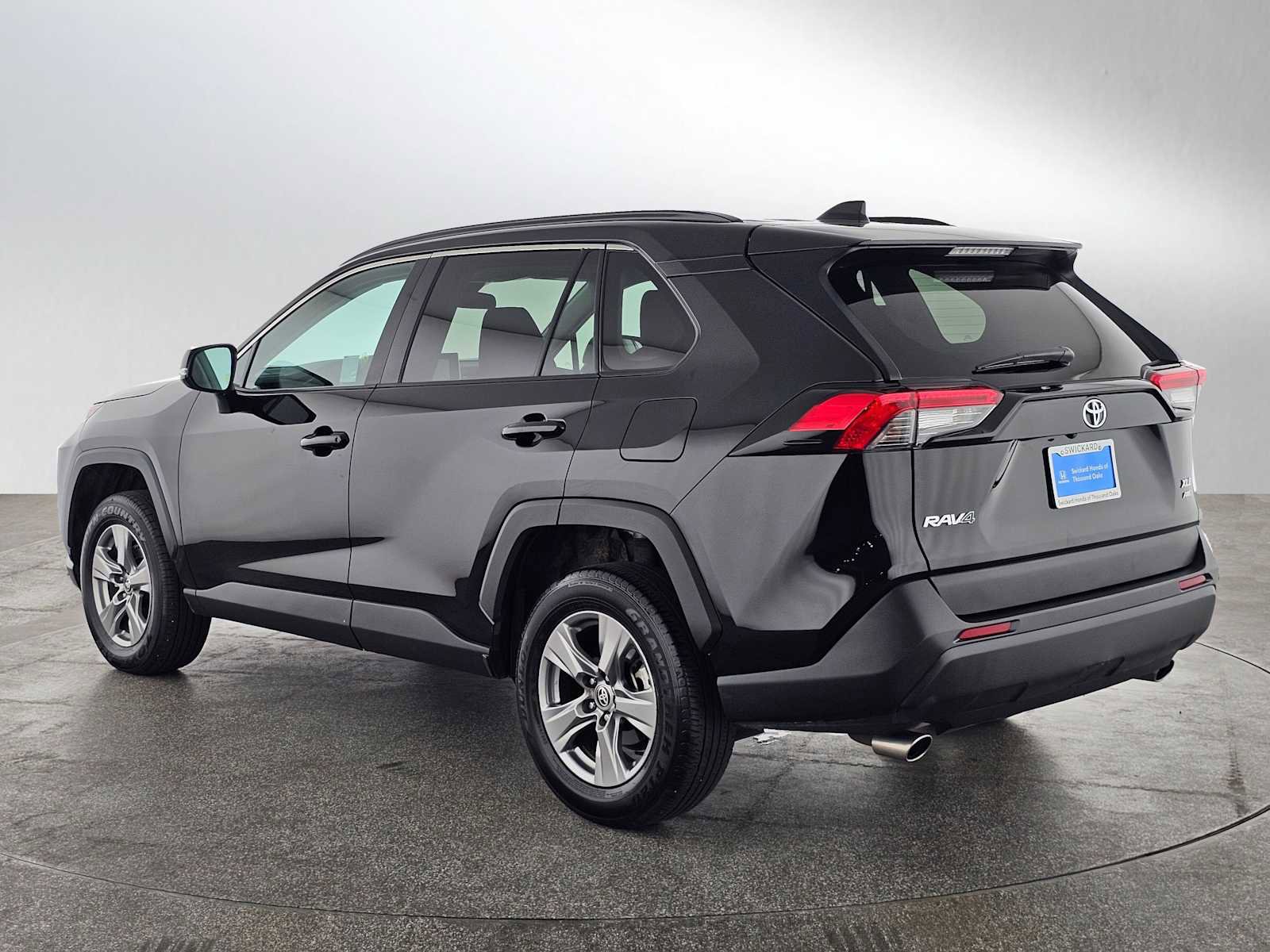 Used 2024 Toyota RAV4 XLE w/ Convenience Package image 36