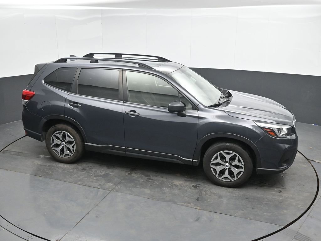Used 2020 Subaru Forester Premium AWD/4WD image 14