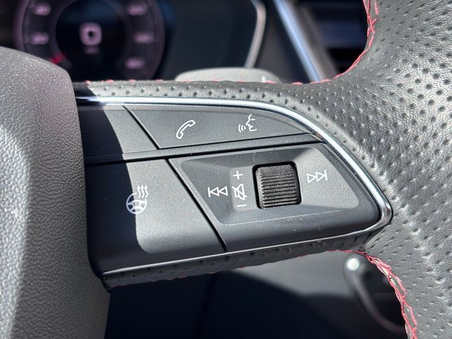 Used 2023 Audi SQ5 Premium Plus w/ Premium Plus Package image 16