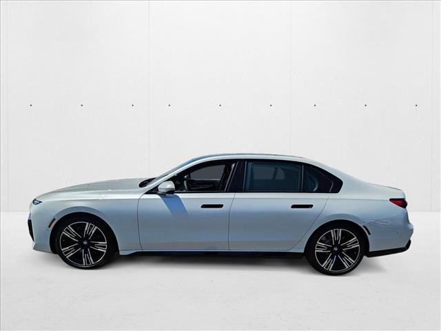 New 2025 BMW 760i xDrive w/ Premium Package image 5