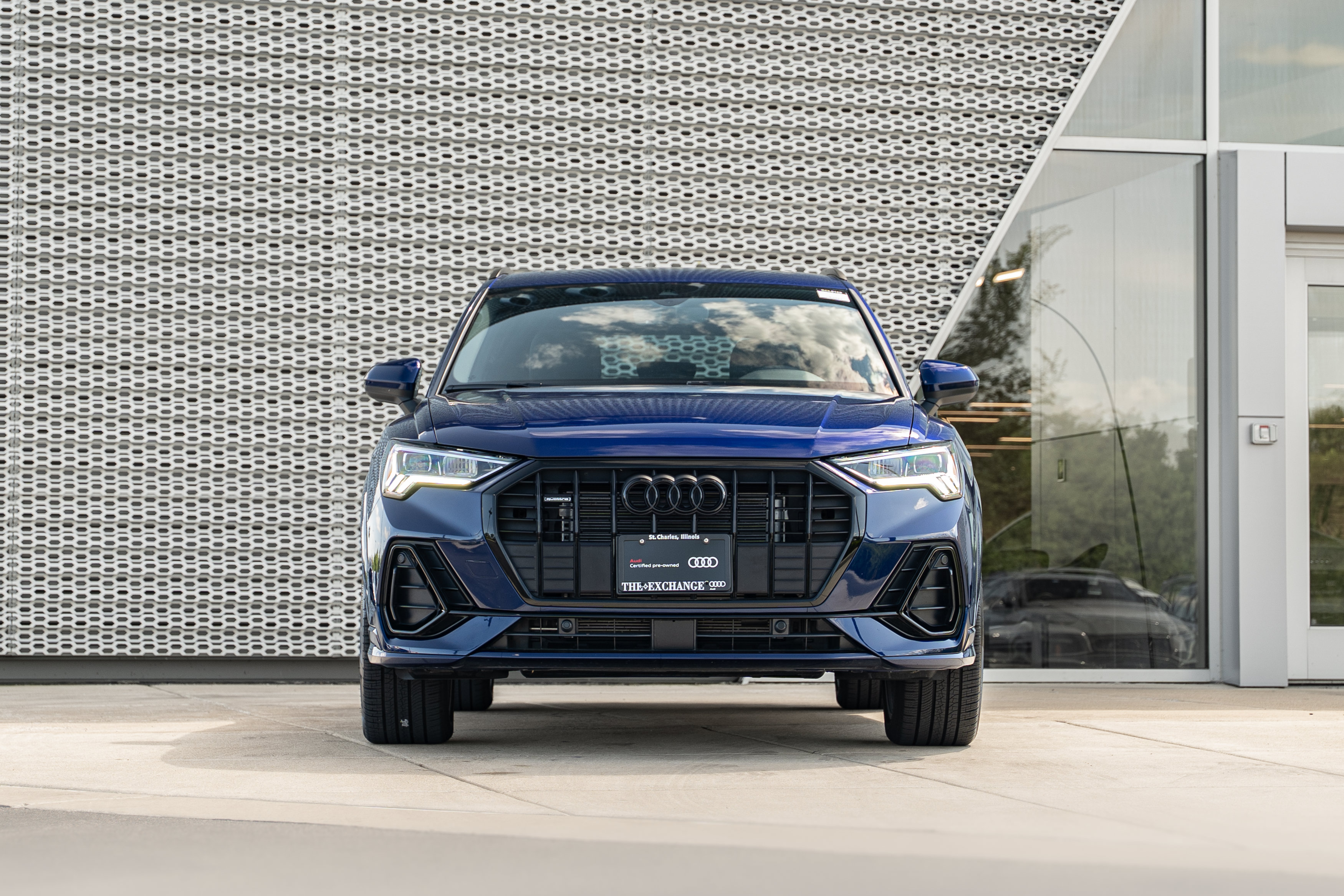 Certified 2025 Audi Q3 2.0T Premium w/ Convenience Package AWD/4WD image 29