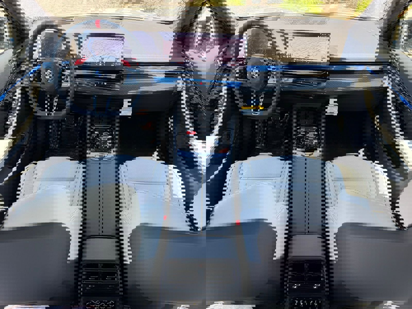 New 2026 BMW M5 w/ Executive Package image 29