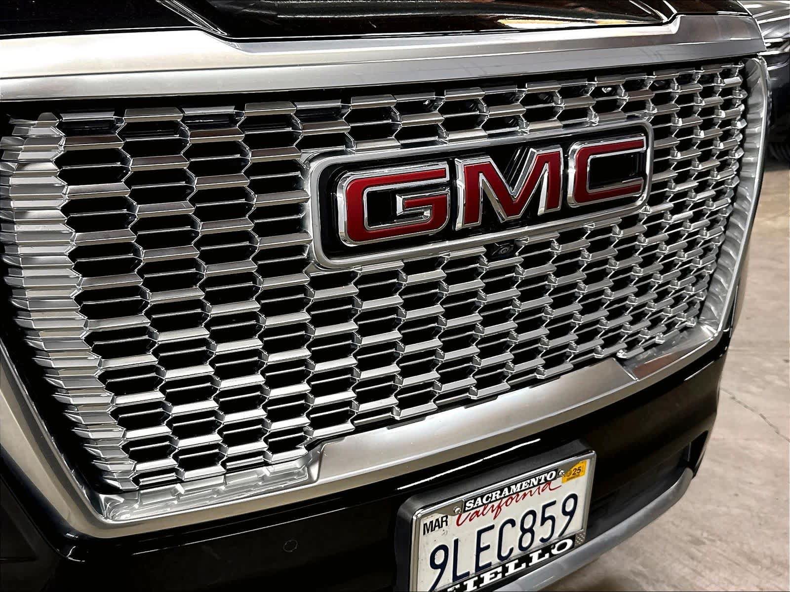 Used 2024 GMC Yukon Denali w/ Max Trailering Package AWD/4WD image 32