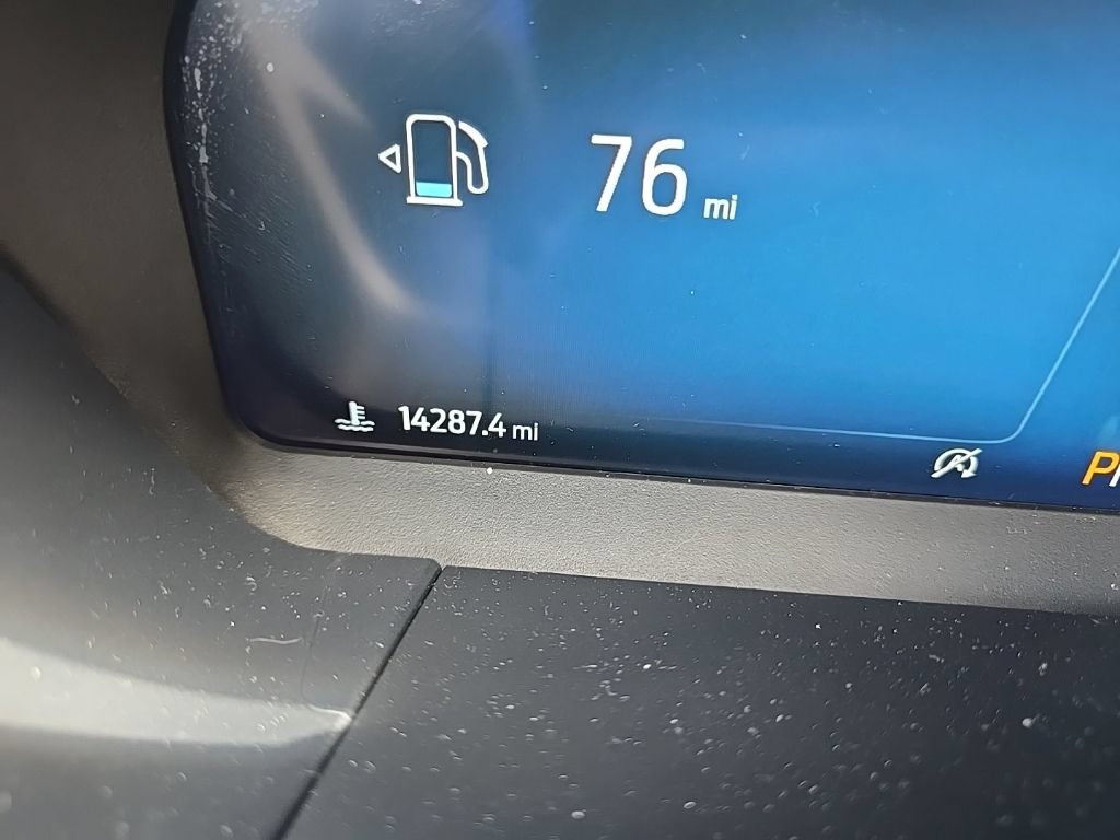 Used 2025 Ford Escape Platinum AWD/4WD image 15
