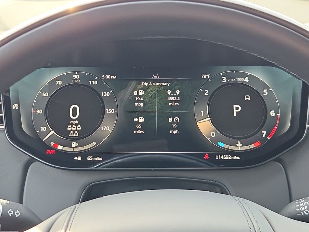 Certified 2025 Land Rover Range Rover Long Wheelbase SE AWD/4WD image 27