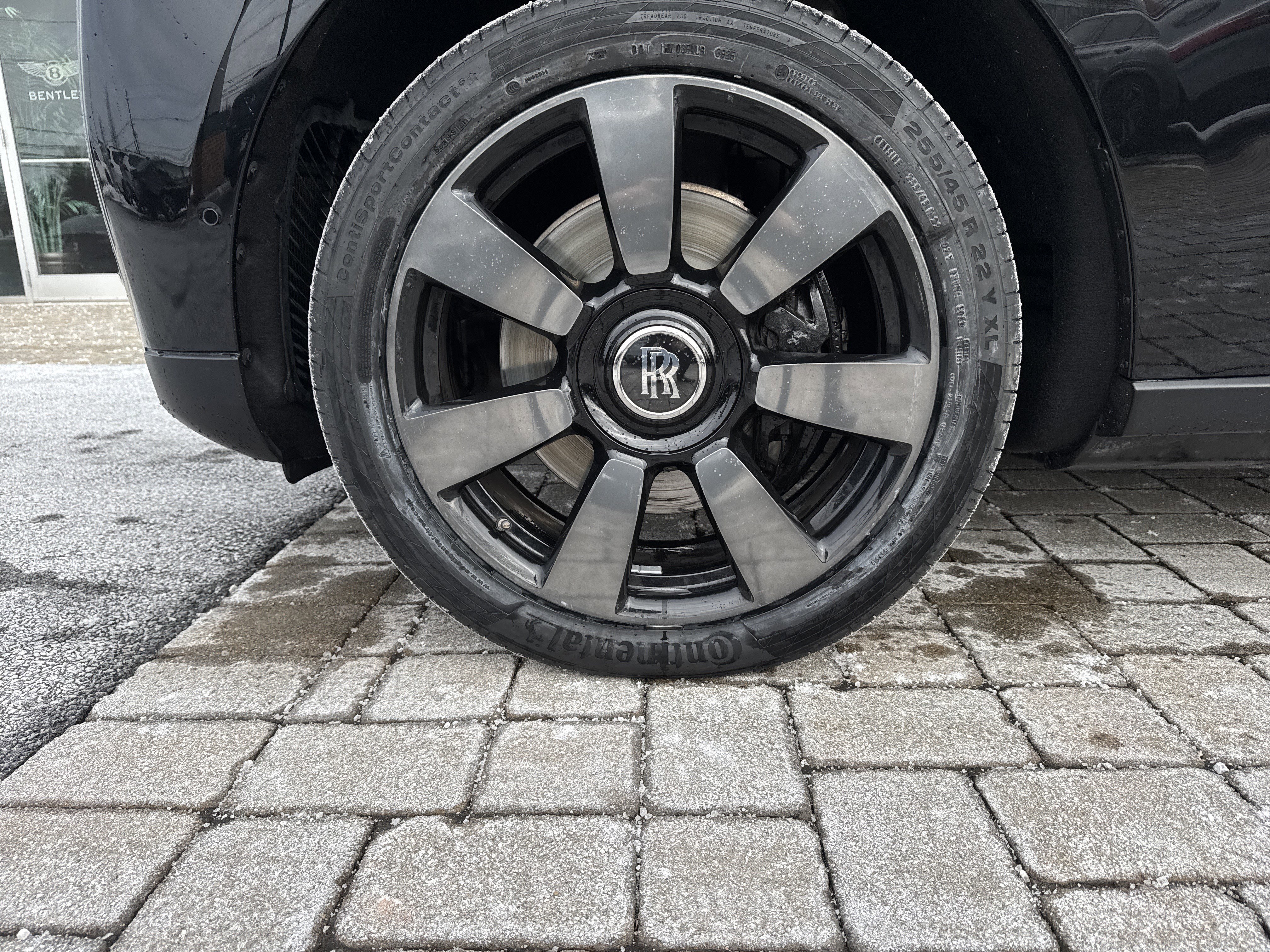 Certified 2024 Rolls-Royce Cullinan image 6