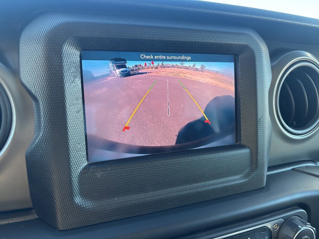 Used 2022 Jeep Wrangler Sport S image 21