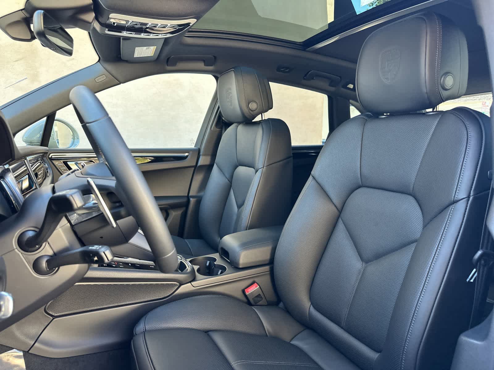 New 2026 Porsche Macan S AWD/4WD image 5