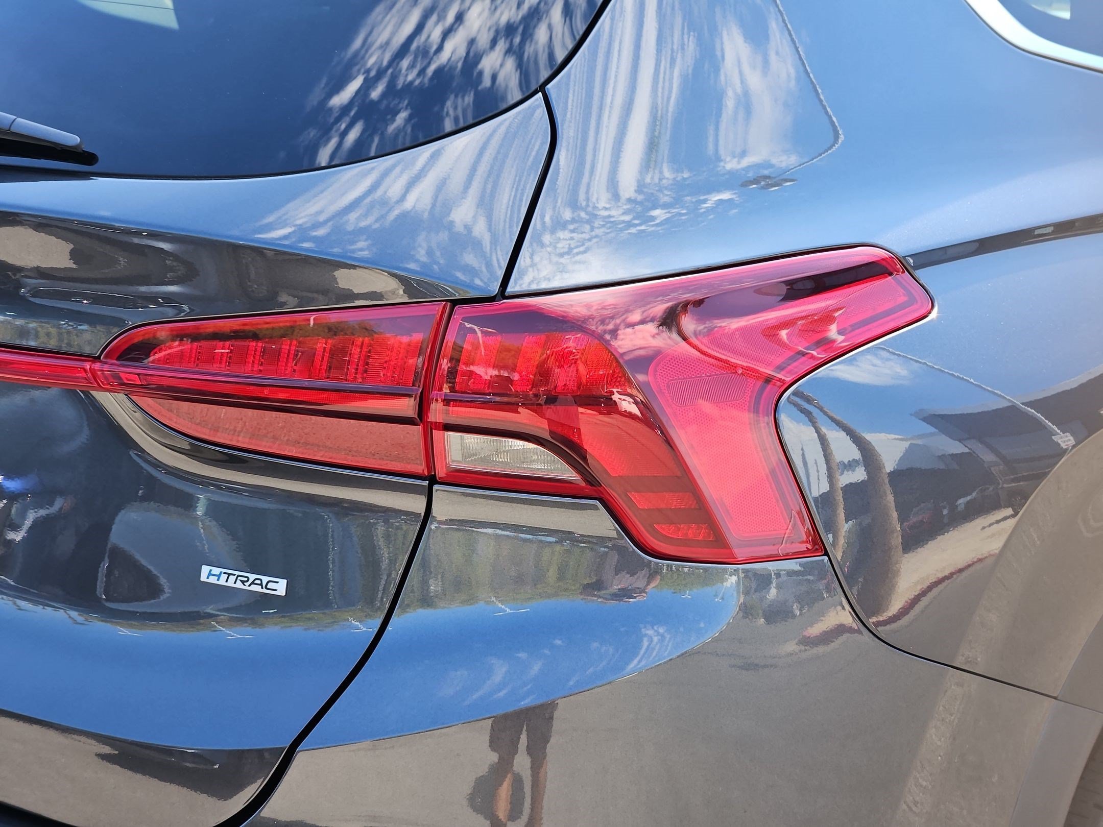 Used 2023 Hyundai Santa Fe SEL w/ Winter Weather Package AWD/4WD image 11