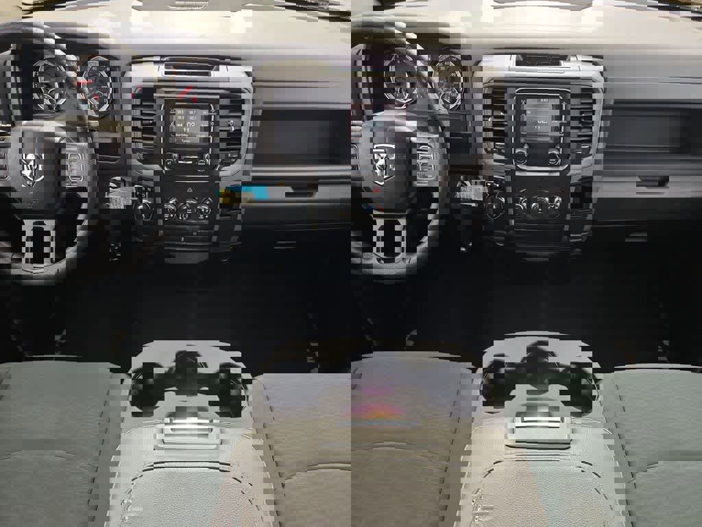 Used 2018 RAM 1500 Express image 16