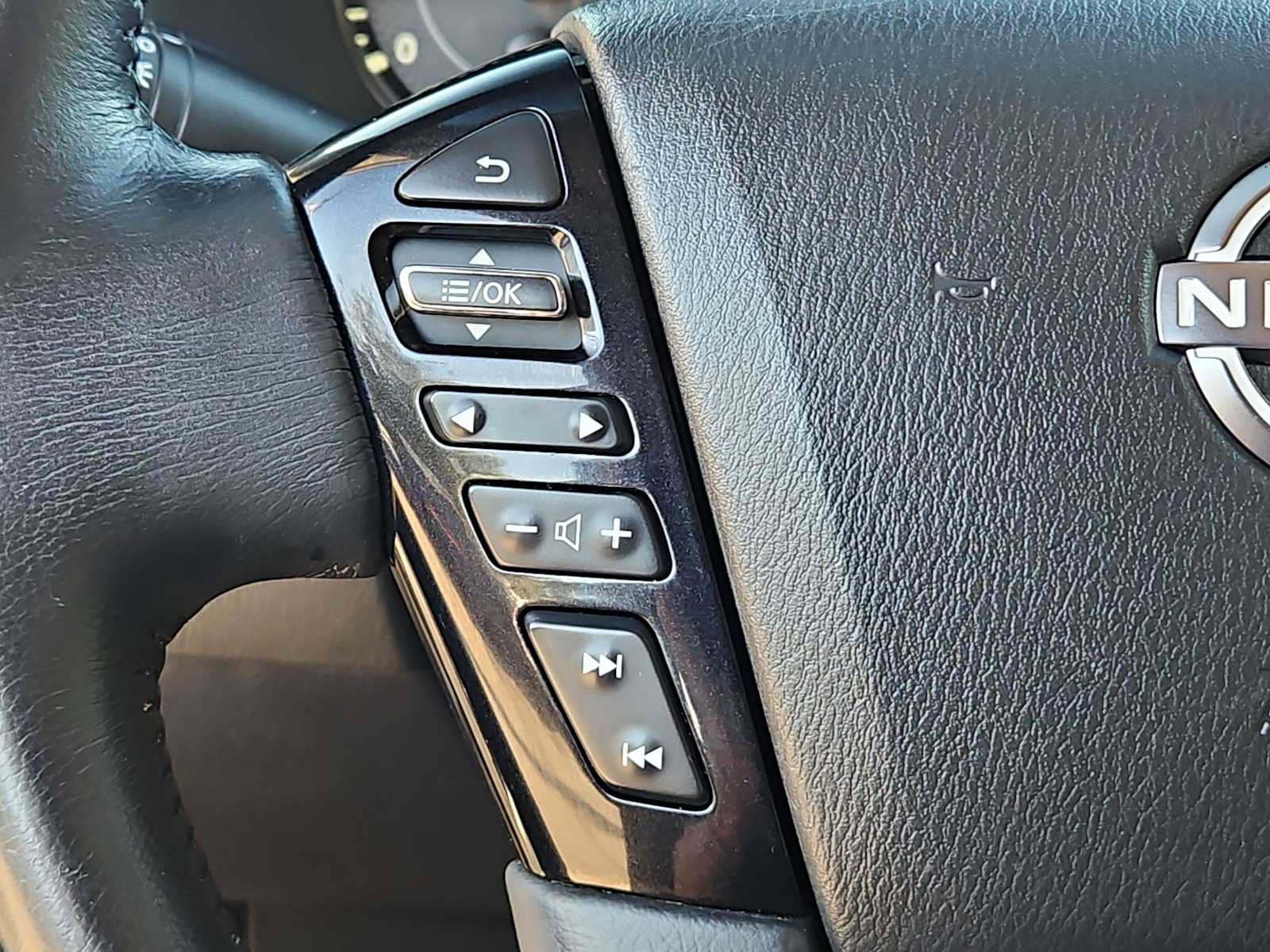 Used 2022 Nissan Armada SV w/ Cargo Package RWD image 23