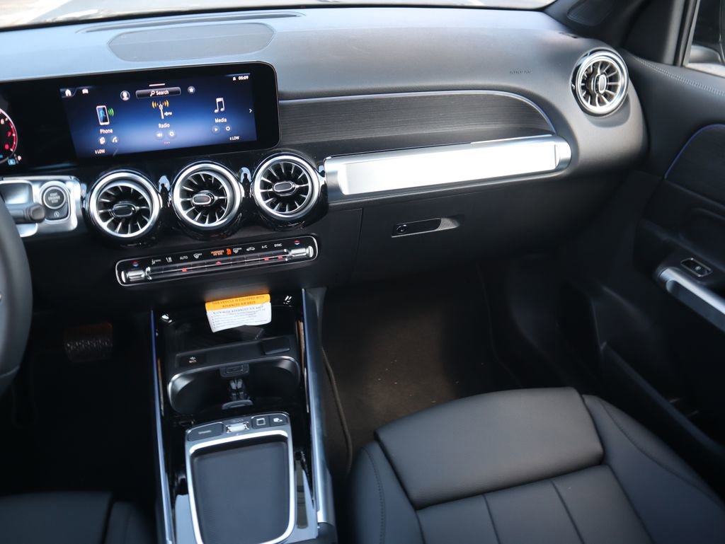 New 2026 Mercedes-Benz GLB 250 GLB 250 image 12