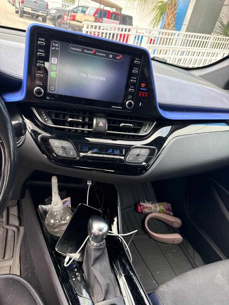 Used 2021 Toyota C-HR XLE FWD image 13
