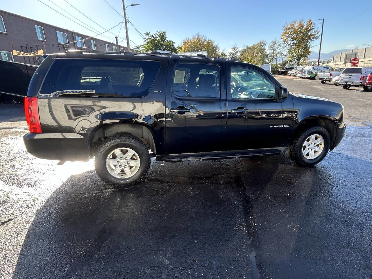 Used 2014 GMC Yukon XL SLT