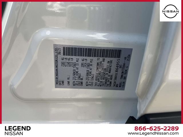 Used 2025 Nissan Rogue SV image 19