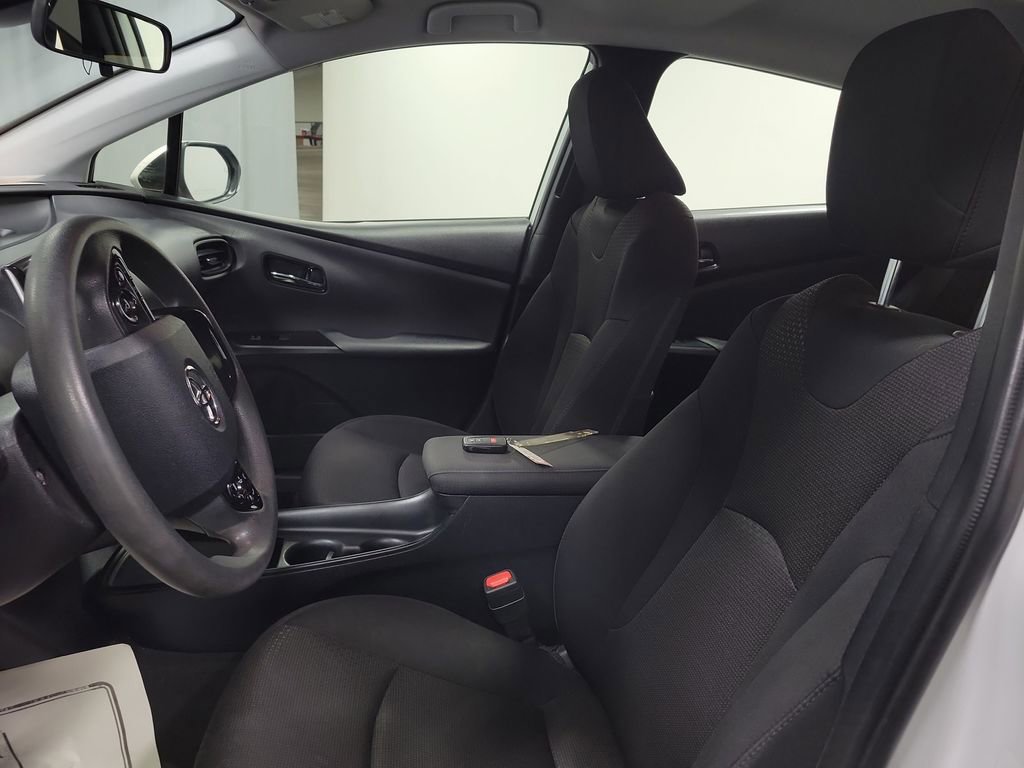 Used 2022 Toyota Prius Limited image 13