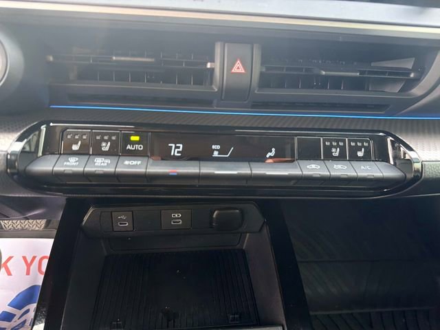 Used 2024 Toyota Prius Limited image 22