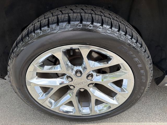 Used 2017 GMC Yukon XL Denali w/ Open Road Package image 17