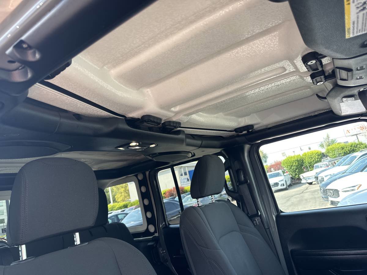 Used 2021 Jeep Wrangler Unlimited Sport AWD/4WD image 21
