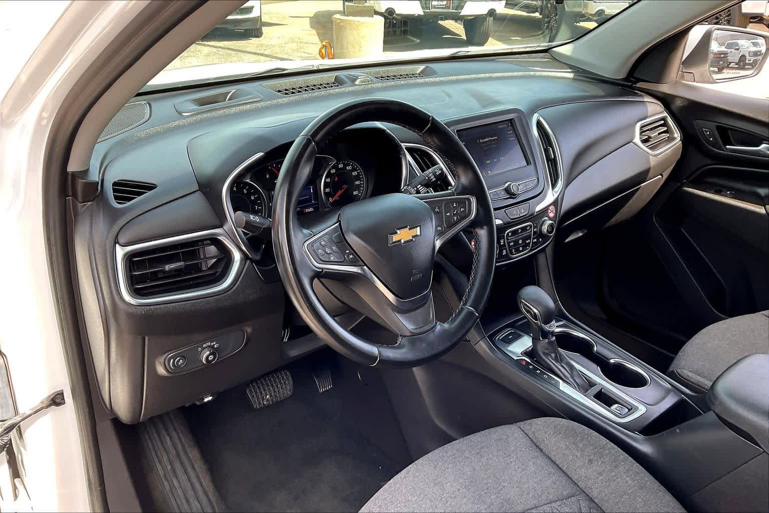 Used 2024 Chevrolet Equinox LT AWD/4WD image 17