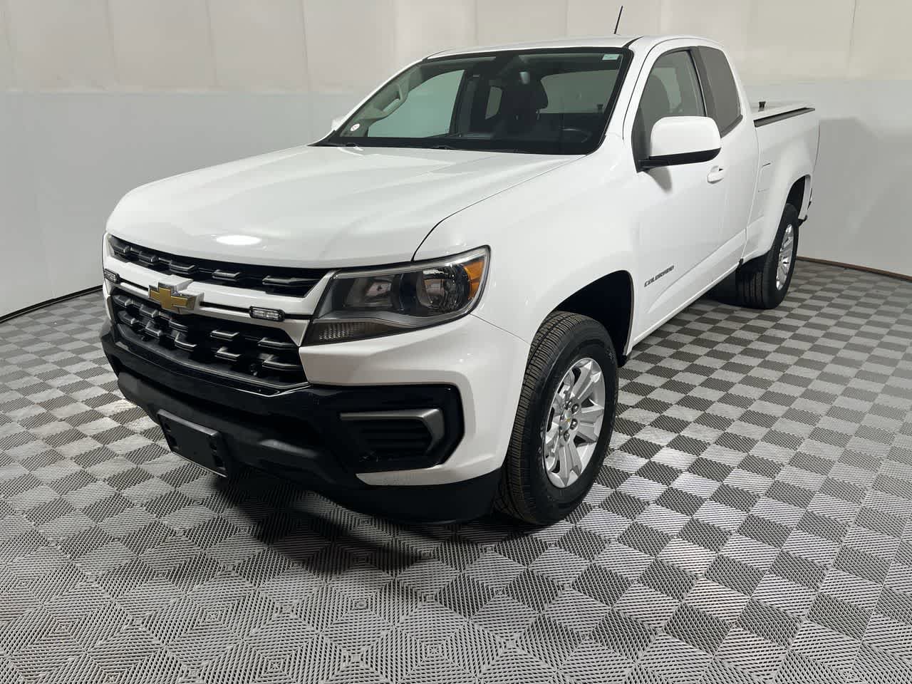 Used 2022 Chevrolet Colorado LT w/ Fleet Safety Package RWD image 4