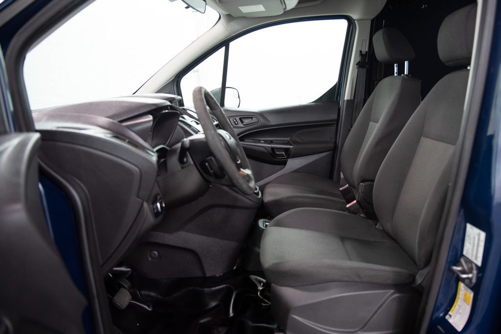 Used 2017 Ford Transit Connect XL FWD image 6