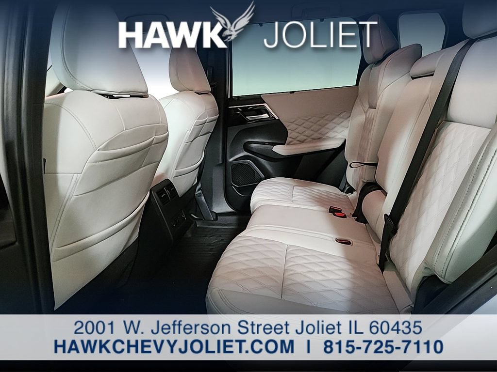 Used 2023 Mitsubishi Outlander SEL AWD/4WD image 12