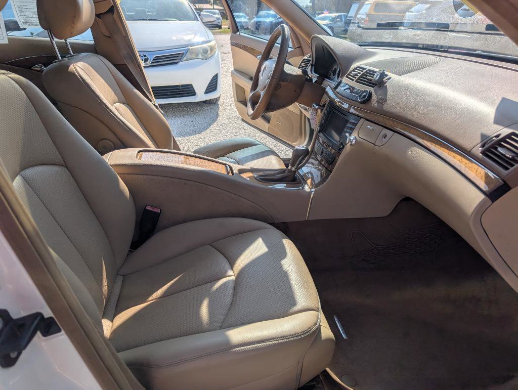 Used 2007 Mercedes-Benz E 350 Sedan w/ Premium Pkg 1 image 13