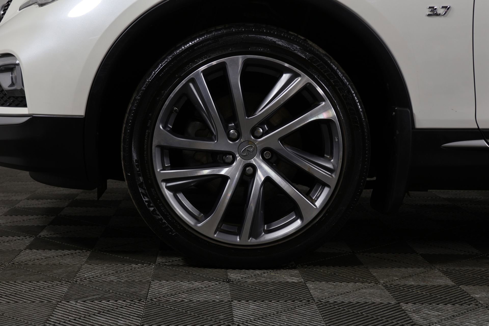 Used 2017 INFINITI QX50 Base image 19