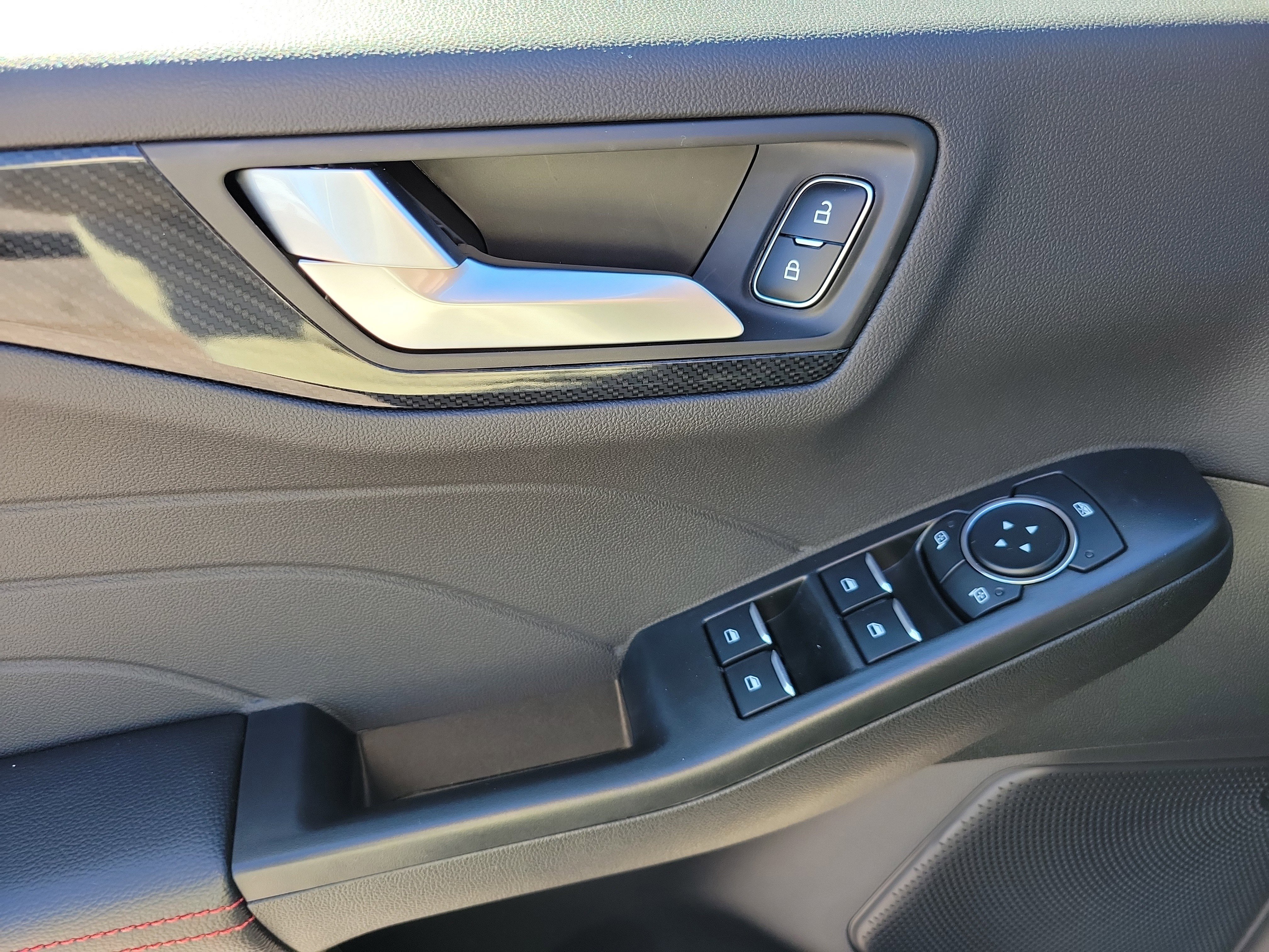 New 2026 Ford Escape ST-Line image 16