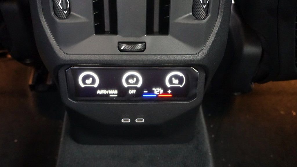 New 2026 BMW X3 xDrive30 w/ Premium Package image 13