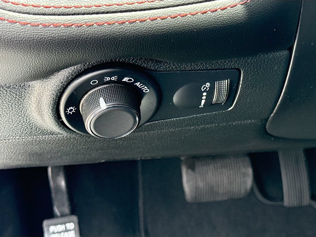 Used 2026 Dodge Durango GT RWD image 11