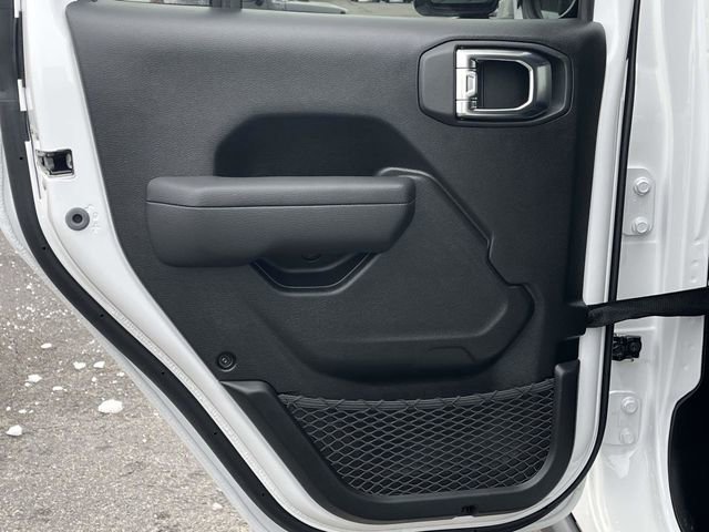 New 2026 Jeep Wrangler Unlimited Rubicon image 13