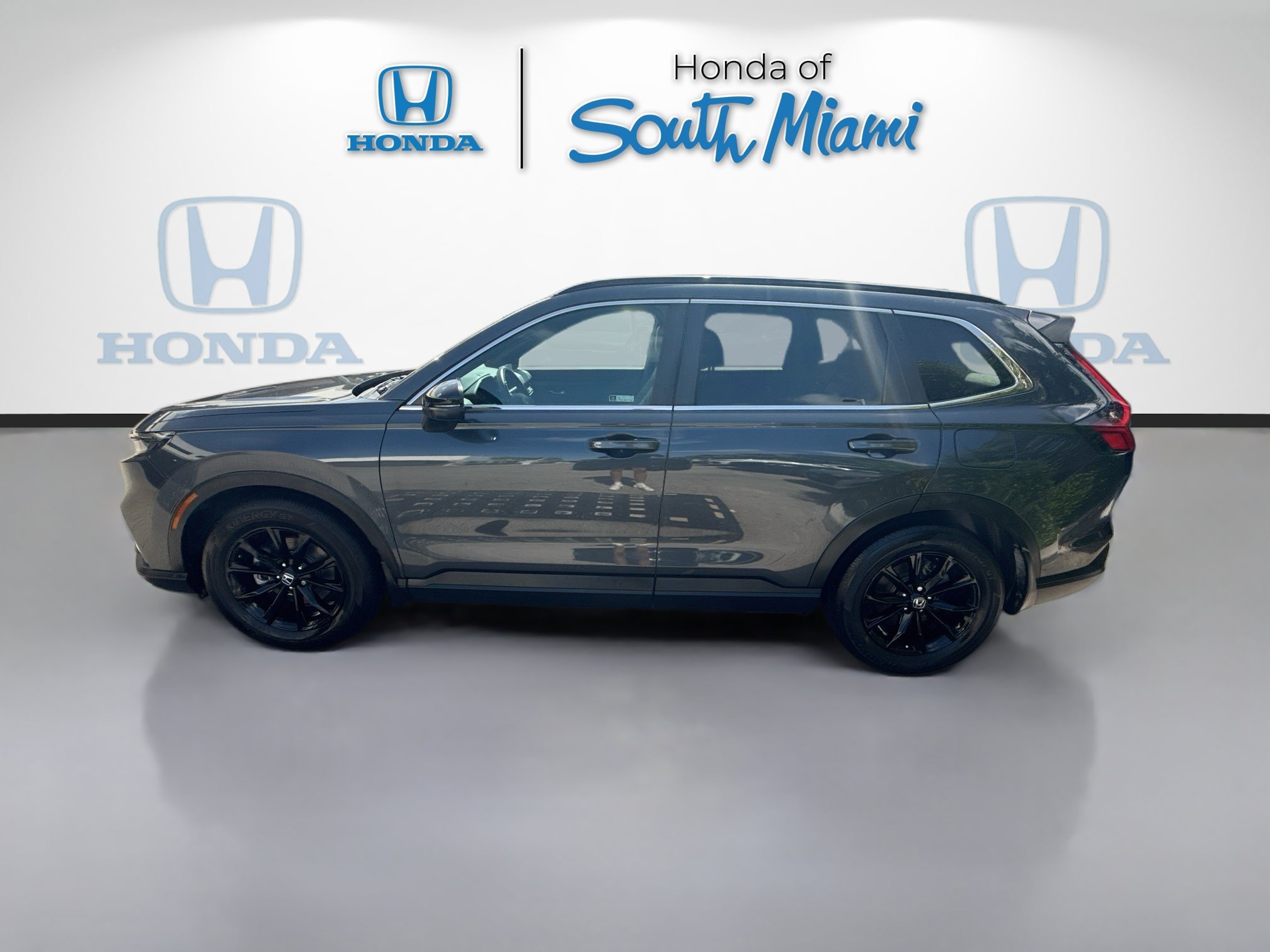 Certified 2024 Honda CR-V Sport-L image 4