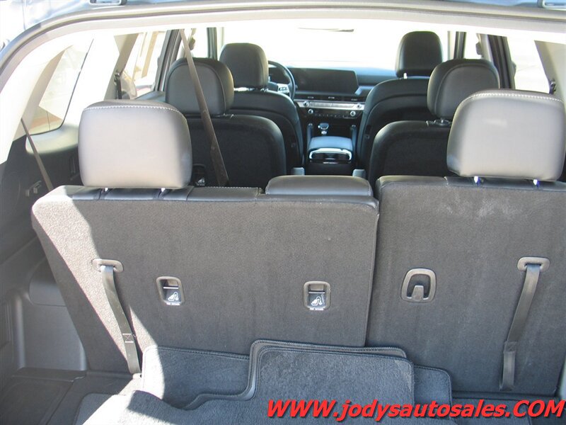Used 2025 Kia Telluride S AWD/4WD image 39