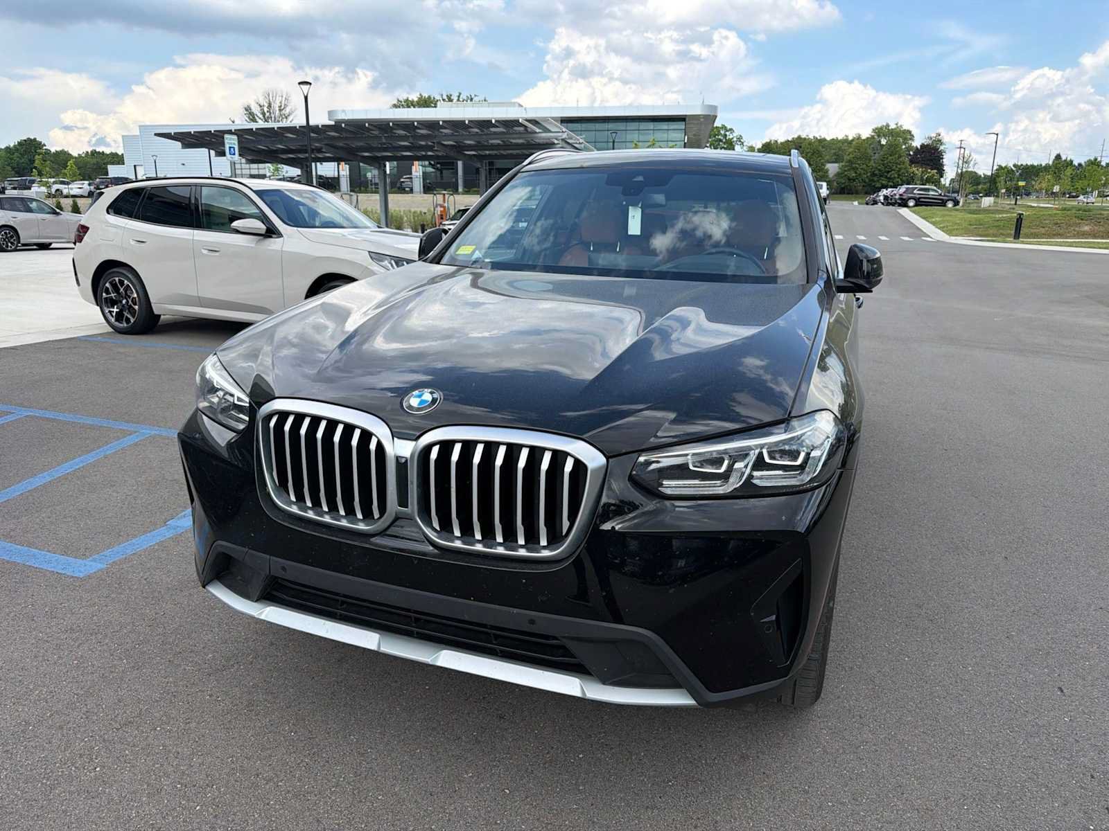 Certified 2024 BMW X3 xDrive30i w/ Premium Package w/ZPA AWD/4WD image 1