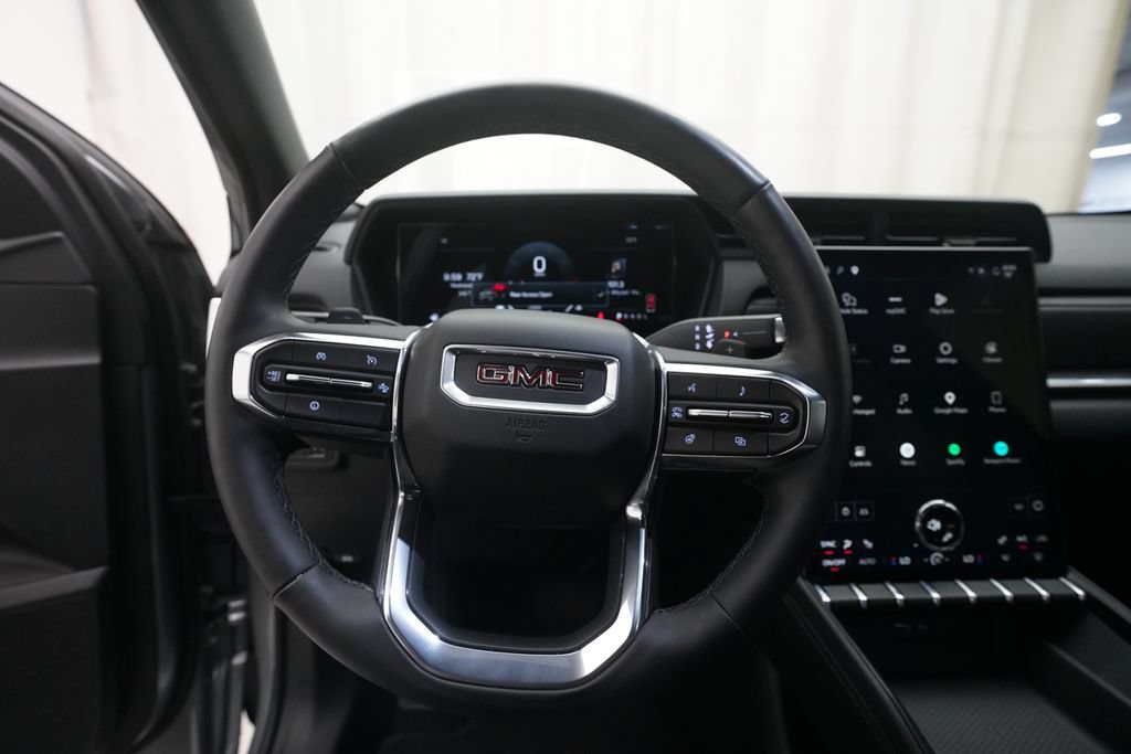 Used 2026 GMC Terrain Elevation w/ Elevation Premium Package AWD/4WD image 4