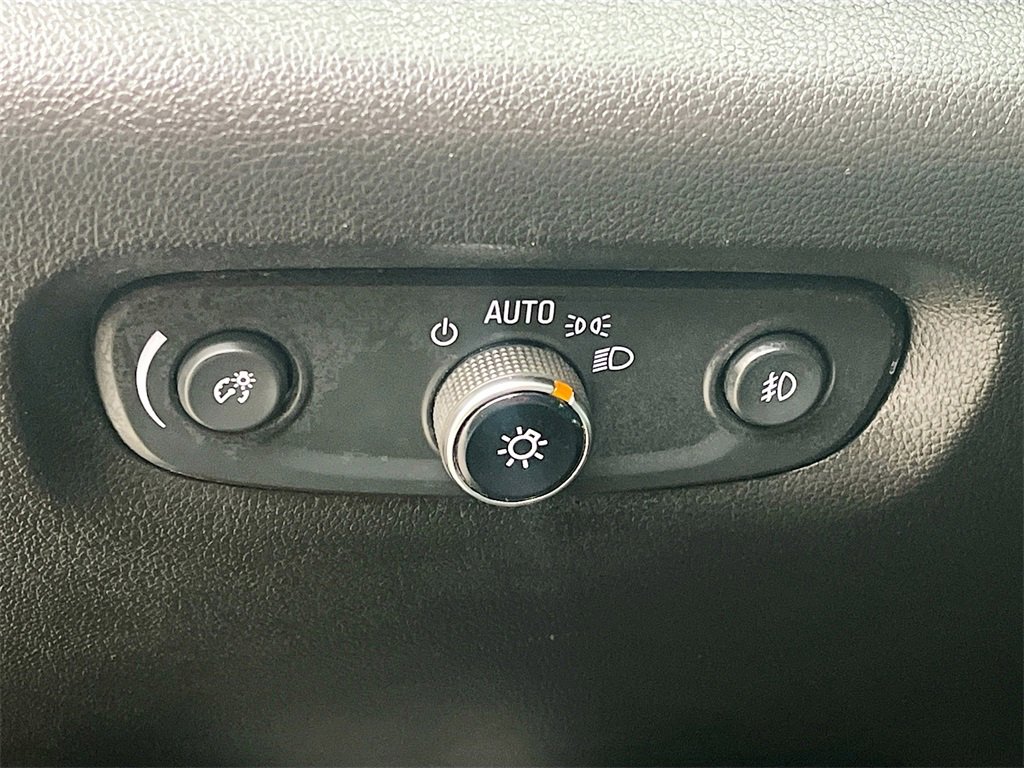 Used 2021 Chevrolet Traverse RS image 10