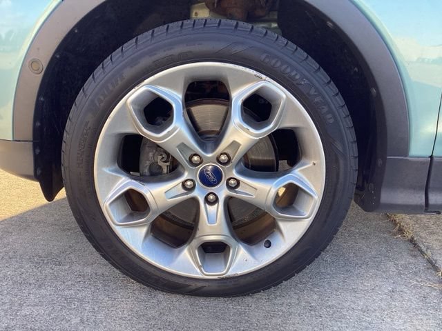 Used 2013 Ford Escape Titanium w/ Parking Technology Pkg AWD/4WD image 6