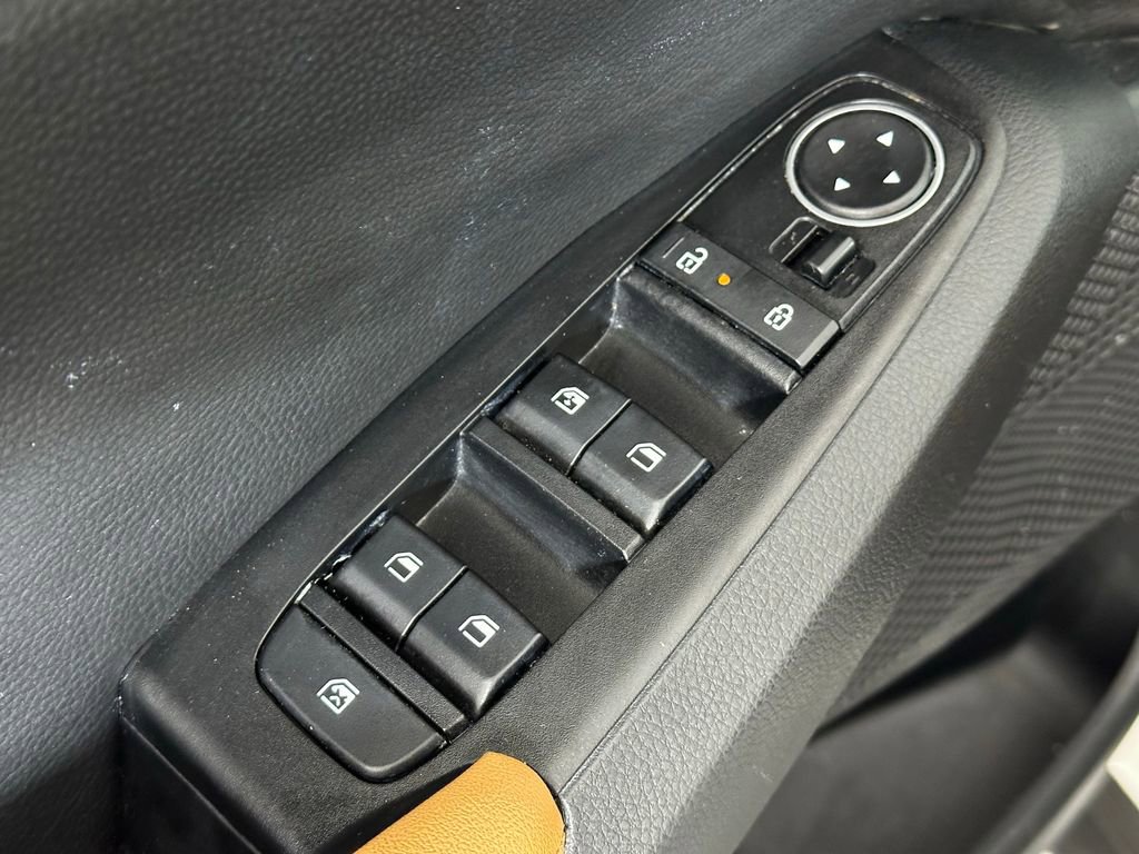 Used 2024 Kia Seltos EX image 31