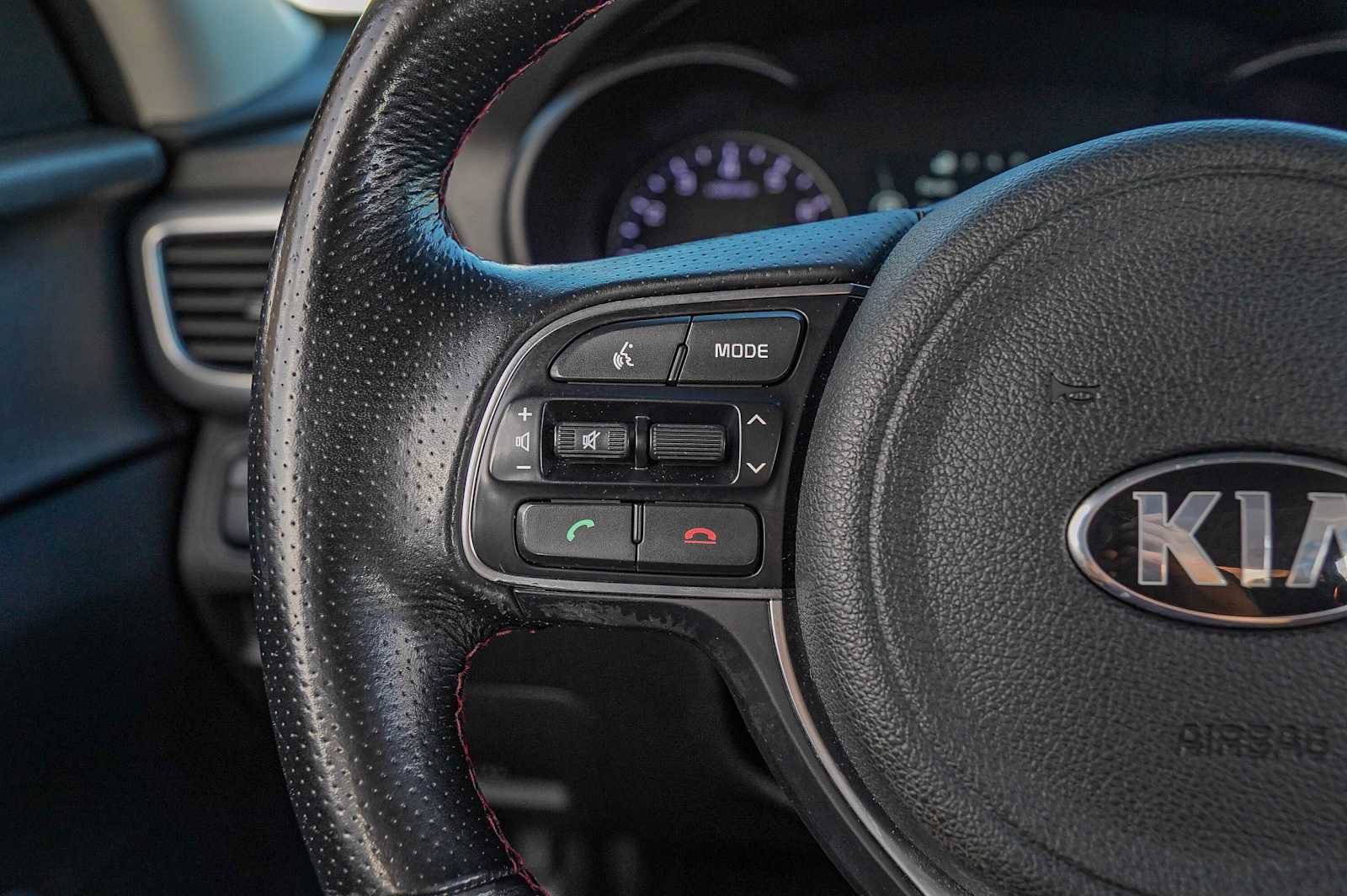 Used 2018 Kia Optima SX image 13