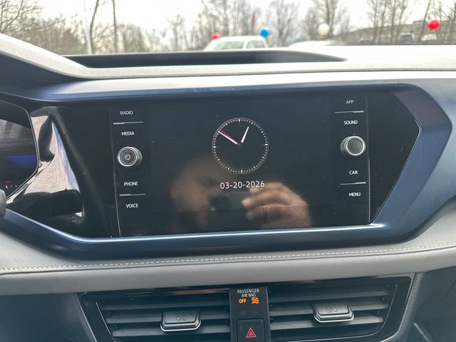 Used 2024 Volkswagen Taos SE image 39