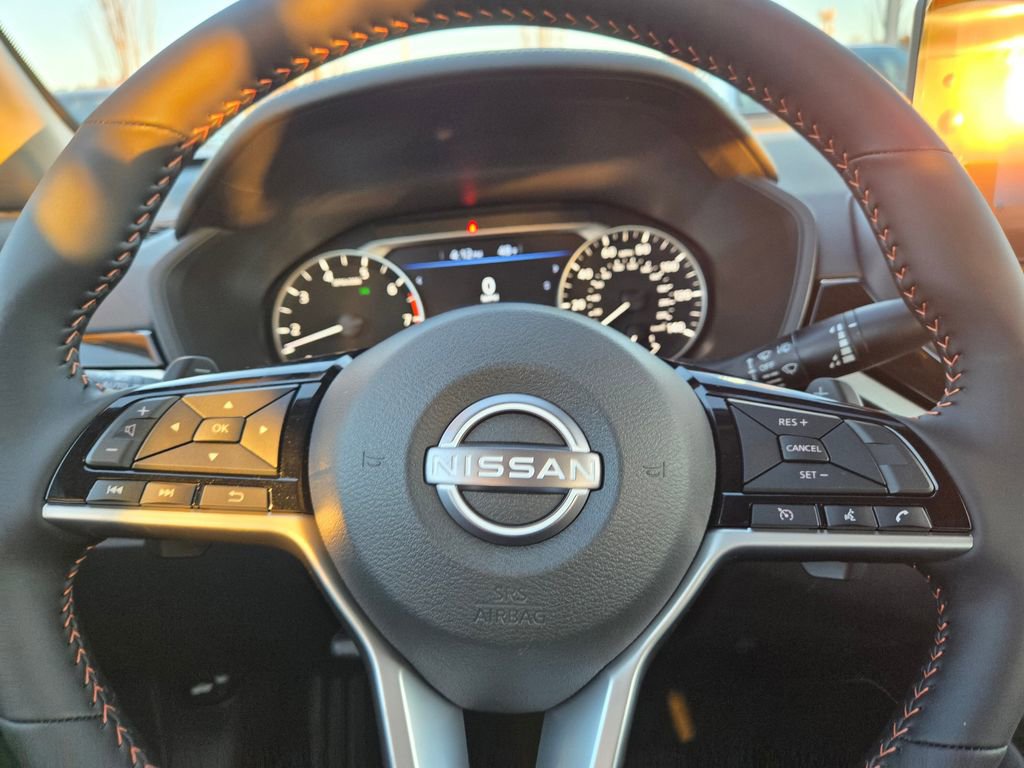 New 2025 Nissan Altima 2.5 SR w/ SR Premium Package image 11
