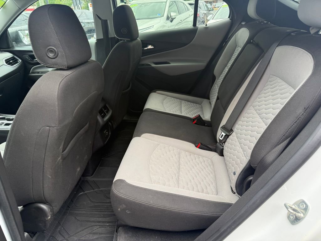 Used 2021 Chevrolet Equinox LS w/ LPO, Blackout Package AWD/4WD image 20