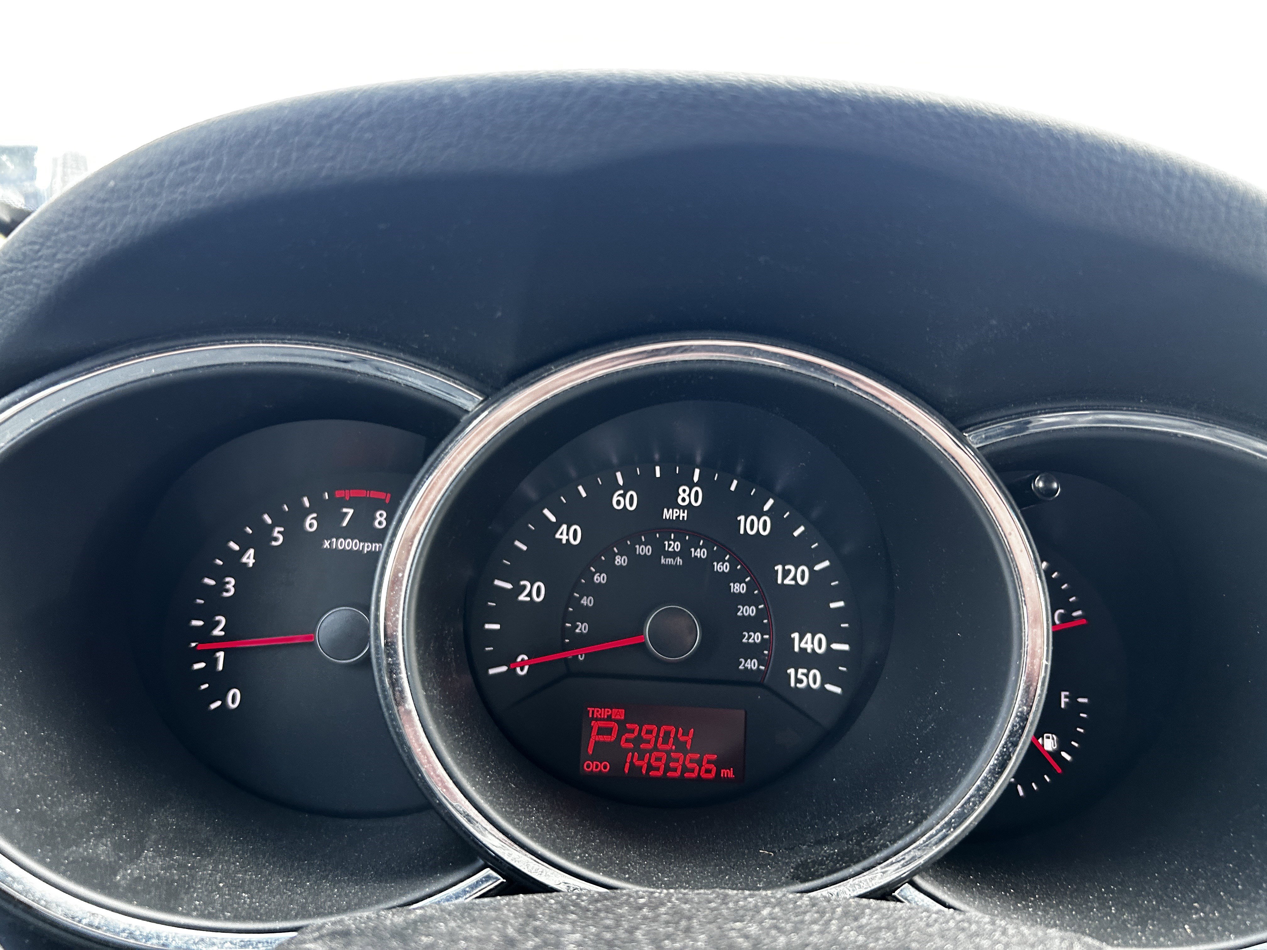 Used 2012 Kia Sorento LX w/ Third Row Pkg image 16