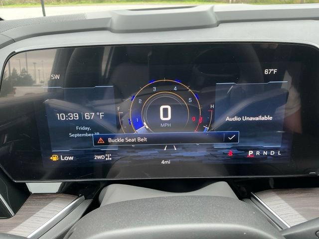 New 2026 Chevrolet Suburban LT w/ Comfort Package AWD/4WD image 24