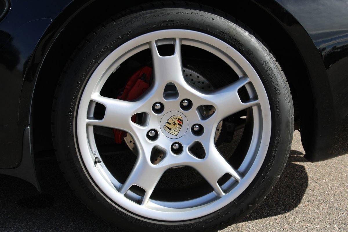 Used 2005 Porsche Boxster S image 10